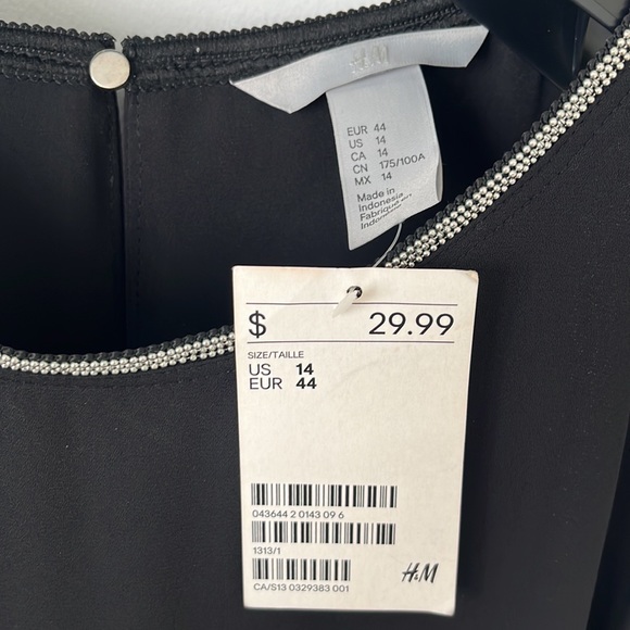 H&M Black Dress Size 14 - Picture 3 of 7